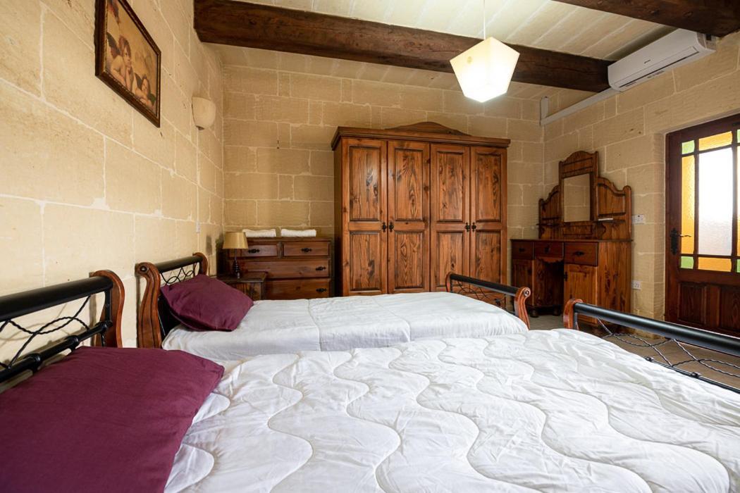 4 Bedroom With Private Pool